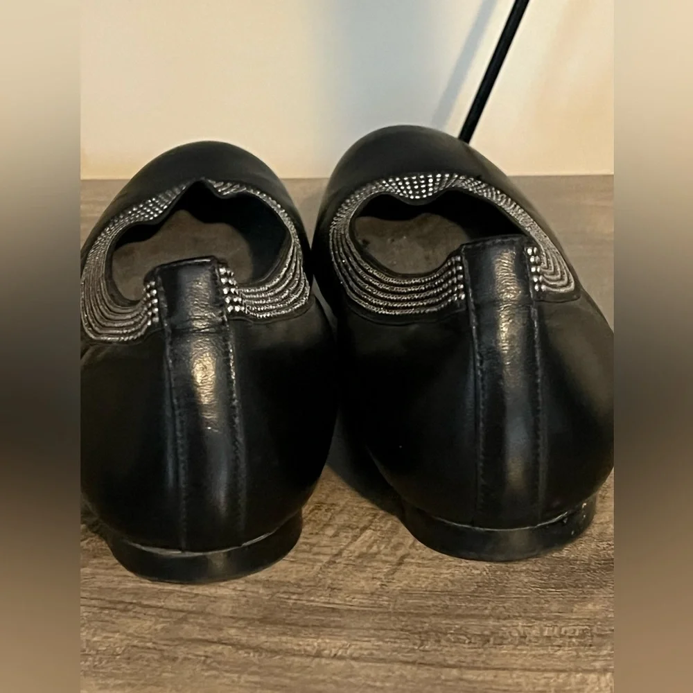 Stuart Weitzman Black Leather Embellished Ballet Flats SZ 8 - Picture 9 of 13